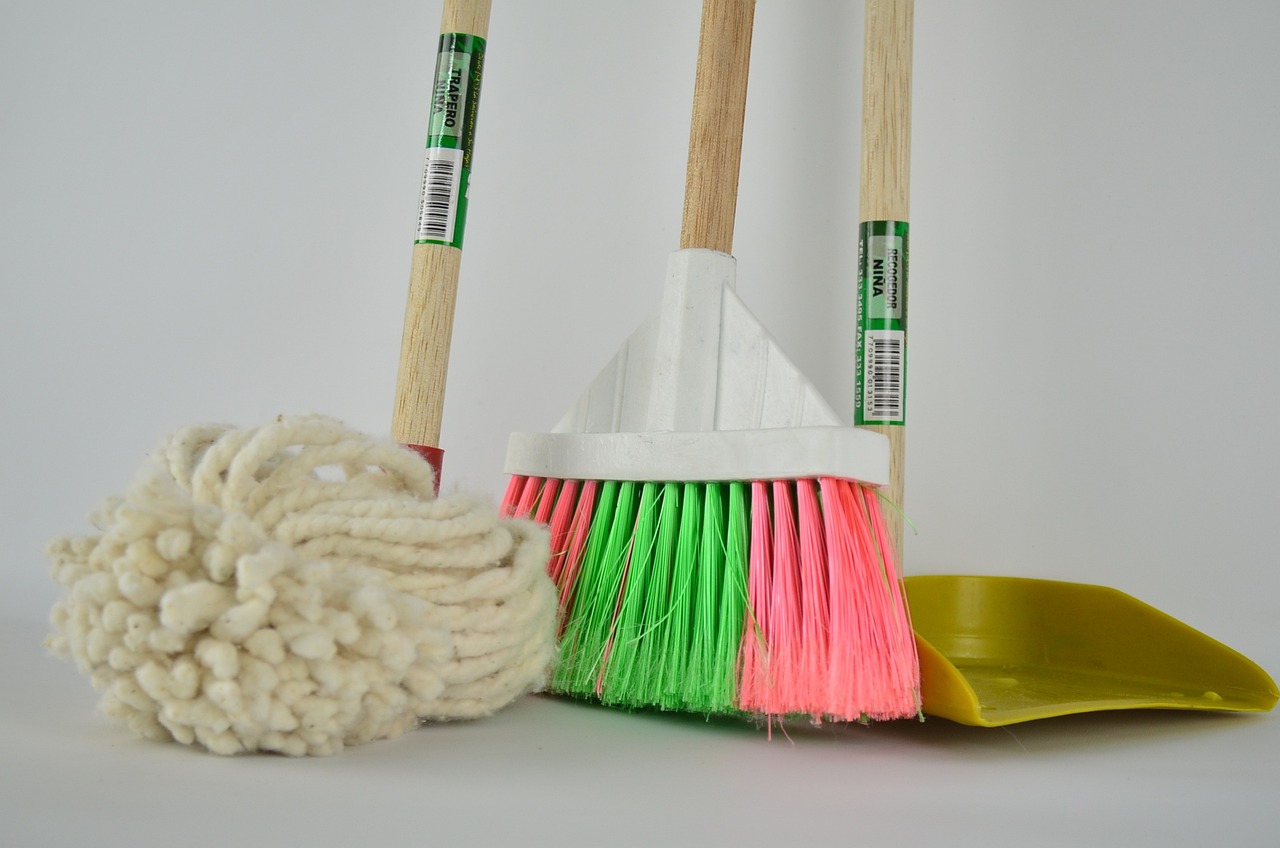Mops